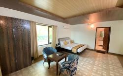 Pineland Chalets And Resort