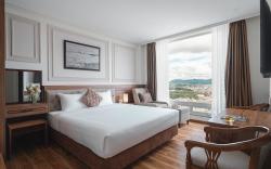 Dalat Roof Hotel