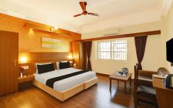 Super Townhouse Oak City Center Kushal Nagar