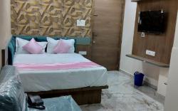 Goroomgo NR Nayan Residency Ahmedabad	