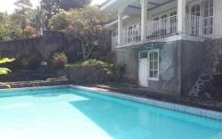 Villa Pangrango & kolam renang pribadi