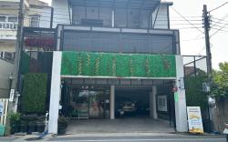 Choose Me Guest House