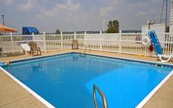 Motel 6 Dale, IN