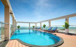 Nolis Hotel