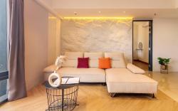 Stunning Sea View 3BR Condo, BLU by ALV Suites.