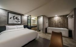 Uijeongbu Premier Hotel XYM