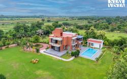 StayVista at Imperial Isle - Sohna W/ Pool