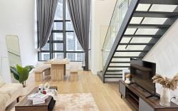 MRT Hub Loft: 15 Mins to KLCC 4 pax @Eko cheras