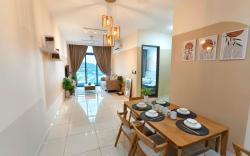 GreenHaven 1BR Pool View 6pax Netflix I Permas CIQ