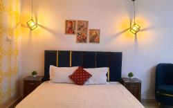 ICONIC RETREAT by ATULYAM STAYS 