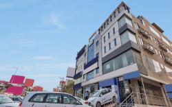 Capital O Rudra Grand Near Kondapur x Road