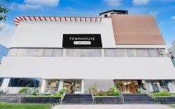 Townhouse Kothapet Formerly Surabhi Elite