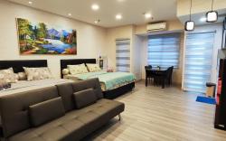 2 King Bed Family Room 56 Sqm PODOMORO 21st Floor