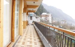 Majestic Cedar Villa