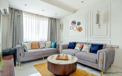 tisyastays | Emerald 3BHK Penthouse with Jacuzzi