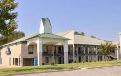 Brentwood Inn & Suites