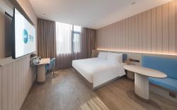 Hanting Hotel Nanjing Liuhe Longchi Metro Station