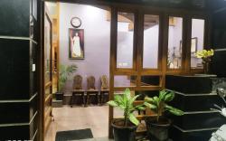 Nest Inn