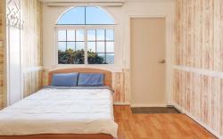 Taean Vintage House Pet-friendly Pension