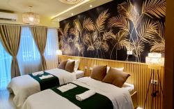 Crib2Go (Lupita Suite) with City Street View