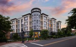 Reside Navy Yard, a Wyndham Residence