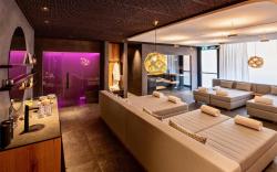 Me And All Hotel Flims