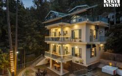 StayVista at Pinecrest Manor