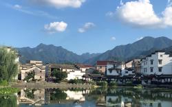 Hangzhou Eight Blessings Inn