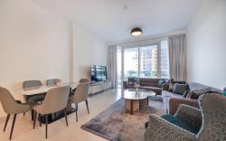 Stylist apt close to Dubai mall & Burj khalifa 