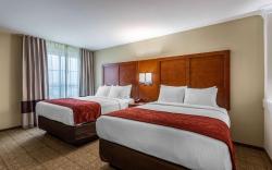 Comfort Suites