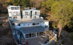 Acanti, Dharamshala
