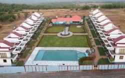Baywatch Resort Bhogave Beach