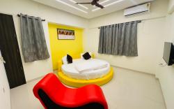 Hotel Yellow House 