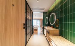 Orange Hotel Yichang Wuyi Square Yanjiang Avenue
