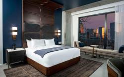Hotel Bourre Bonne Louisville, Curio Collection by Hilton