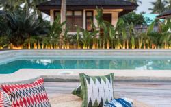 Alon Cloud 9 Beach Front