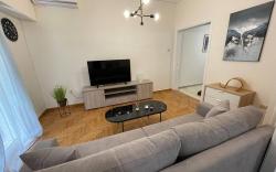 Athens Cozy 2BD Apt with Balcony Near Attiki Merto