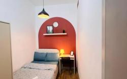 Niche Double Partition Room in Tecom Near Metro