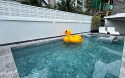Pattaya Modern Pool Villa 200 m to Beach 