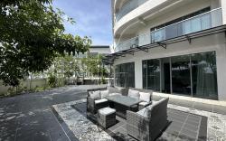 IMAGO 4 Bed Seaview Apartment w Own Garden & BBQ 