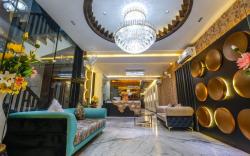 Taj Ronal Luxury Hotels
