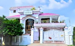 Riya Villa: Luxury Stay Varanasi