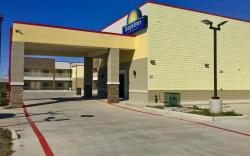 Days Inn by Wyndham Freeport