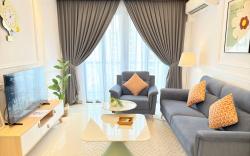 Skyline Seaview 3BRunit atR&F SeineRegion by Anju