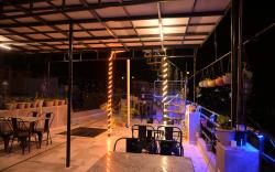 MOON NIGHT GUEST HOUSE