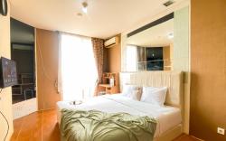 Cozy and Minimalist Studio Mangga Dua By Travelio