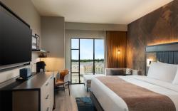 Hotel Avail Rogers, Tapestry Collection by Hilton
