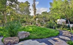 Yinshu Lunasvilla Courtyard Garden Resort Hotel (Shanghai International Tourism Resort Branch)