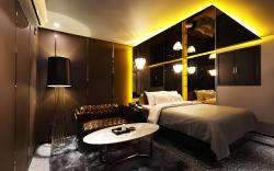 THE GRAY HOTEL