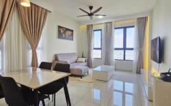 Trio Bukit Tinggi Klang 2 bedrooms cozy home
